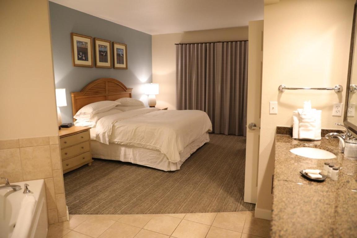 Unit At The Sheraton Broadway Plantation Миртл-Бич Экстерьер фото